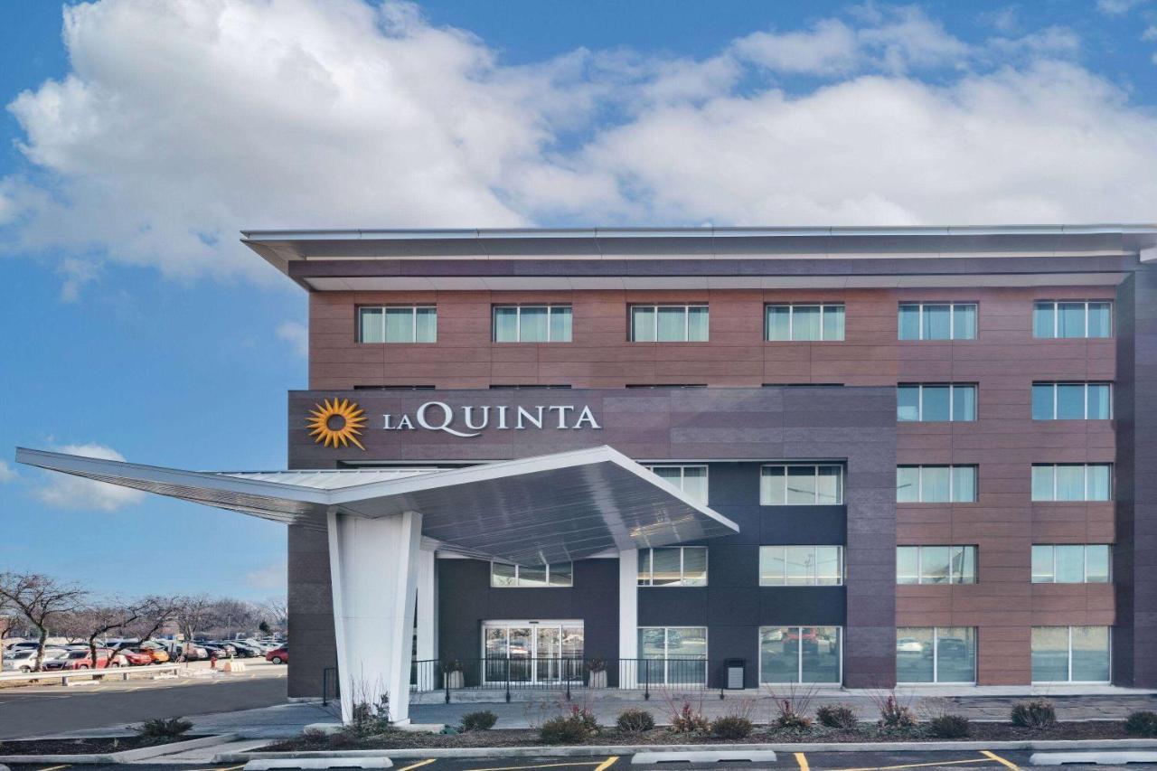 Отель La Quinta By Wyndham Chicago O'Hare Airport Розмонт Экстерьер фото